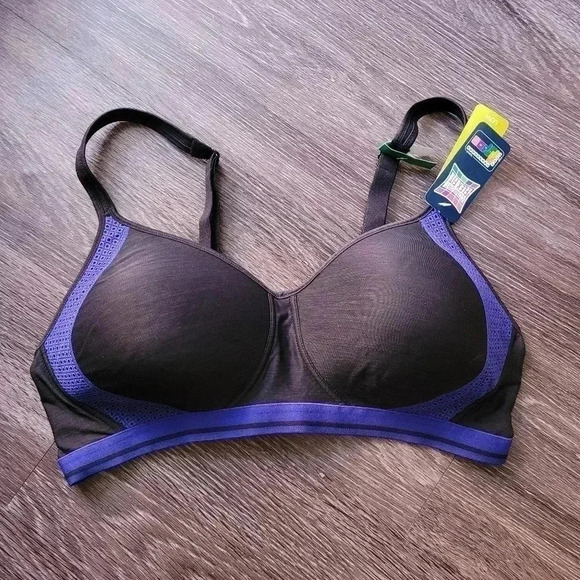 Hanes Comfort Sports Bra - Picture 1 of 3